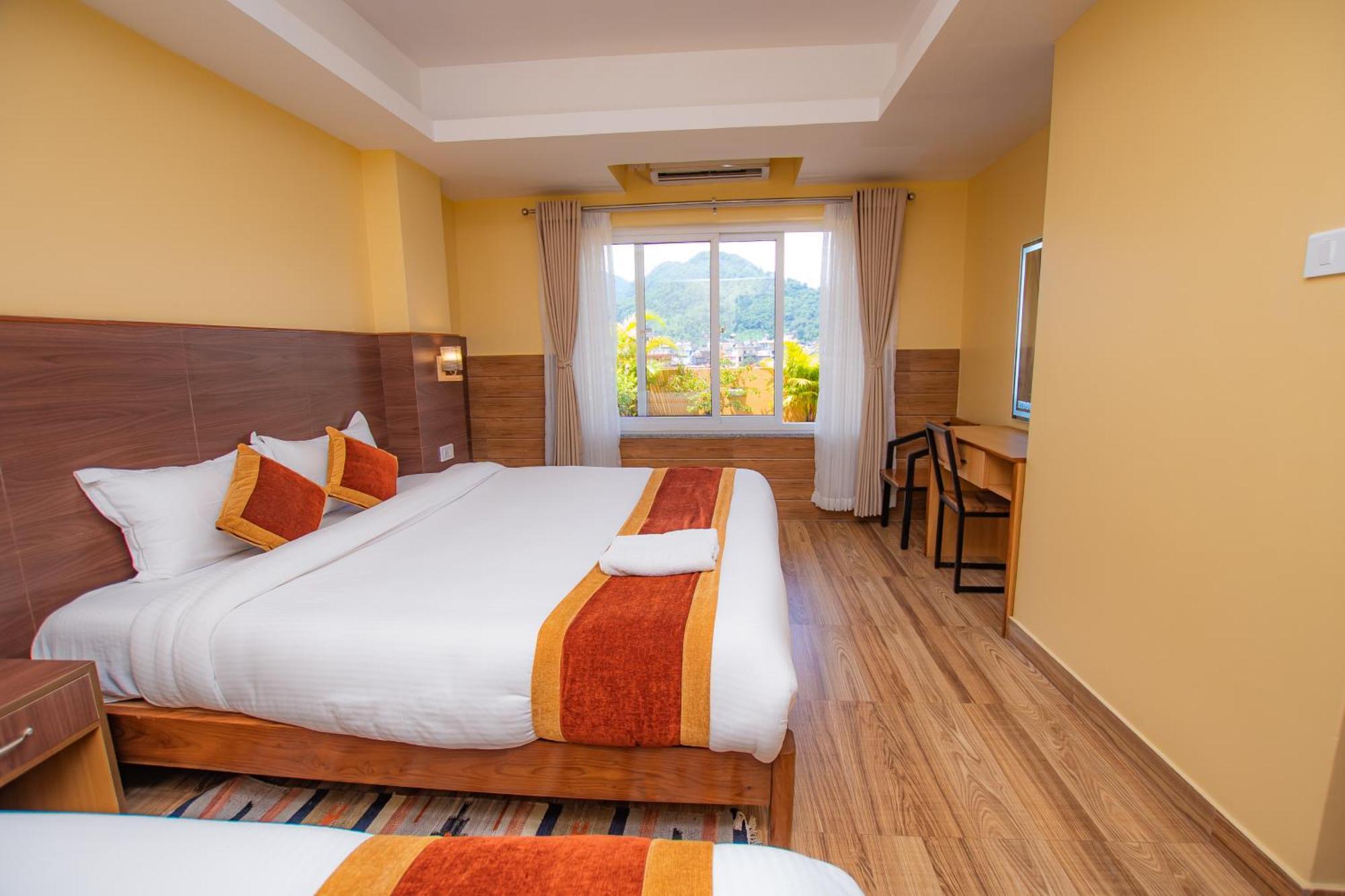 Hotel Hidden Kingdom Pokhara Exteriör bild