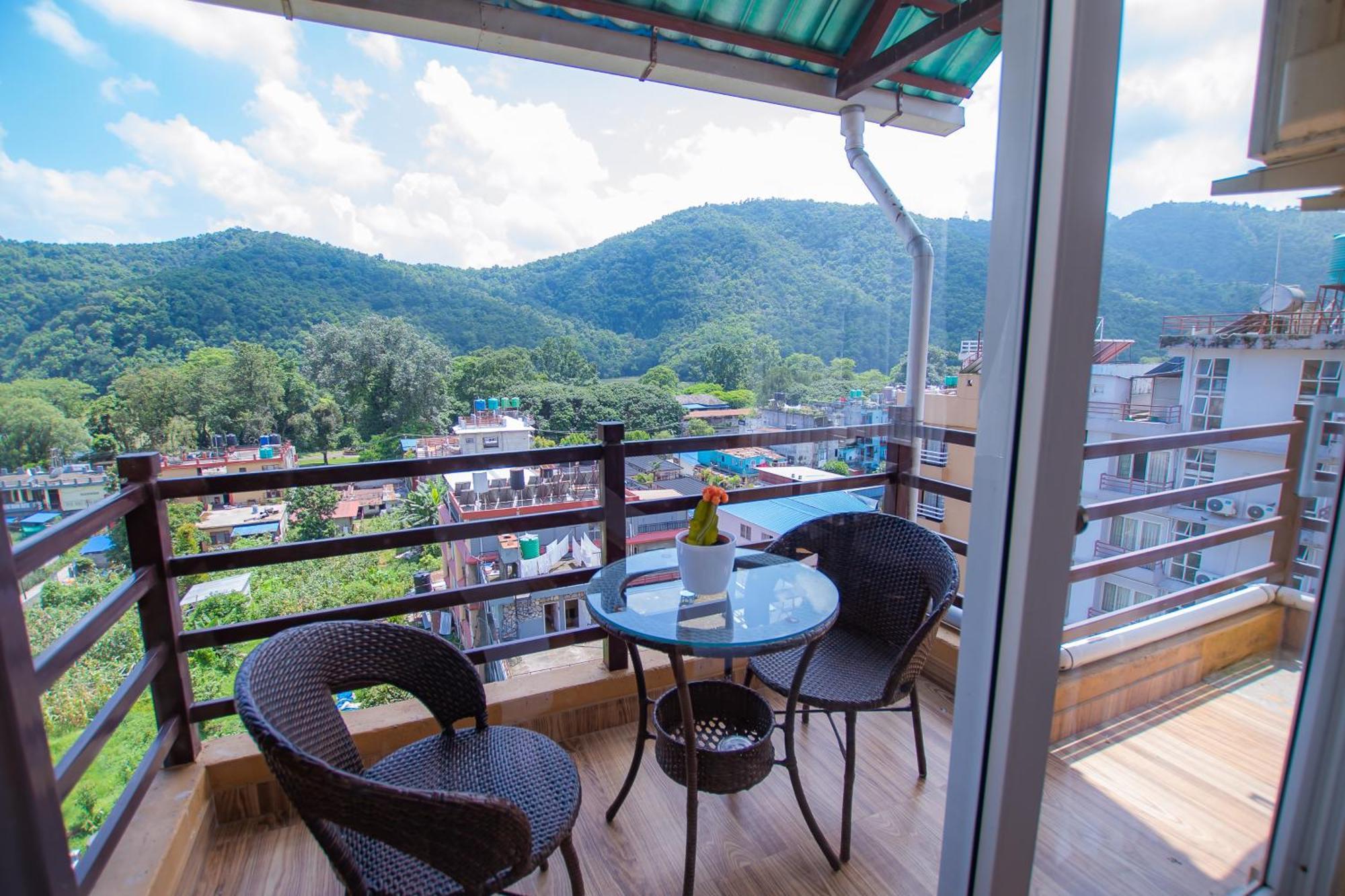 Hotel Hidden Kingdom Pokhara Exteriör bild