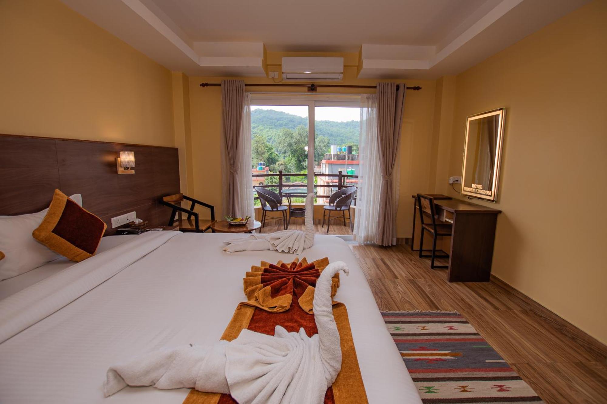 Hotel Hidden Kingdom Pokhara Exteriör bild